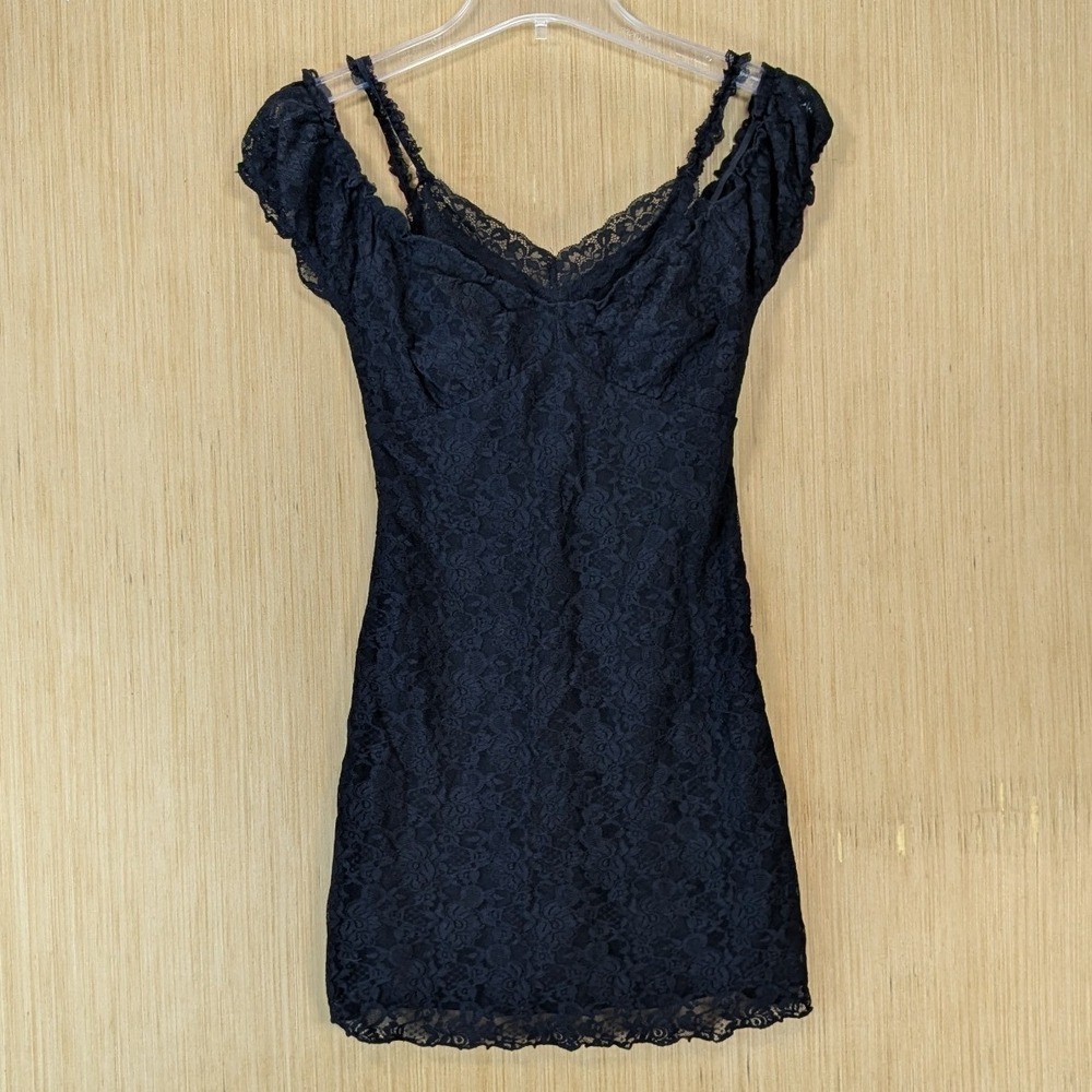 Forever 21 Whimsygoth Witchy Floral Lace Mini Dress Size S Black Sweetheart Neck